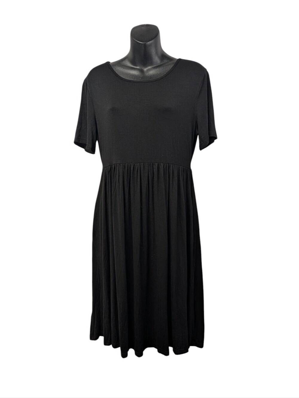 DB Moon Black Short Sleeve Rayon Spandex Midi Dress NWT Sz L Flowy Boho Casual